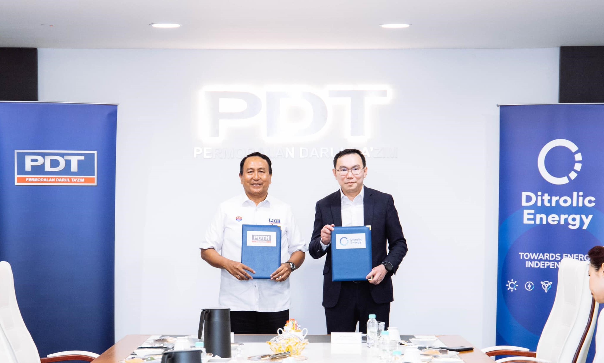 Powering the Future: Johor's Renewables Takes Shape with PDTH-DEHSB Collaboration